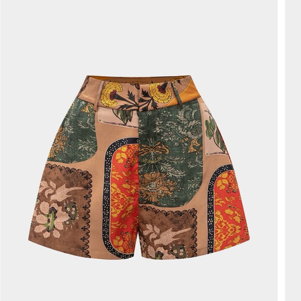 Vintage-Inspired Patchwork Floral High-Waist Shorts - Brown + Green + Mustard - Picture 4 of 6